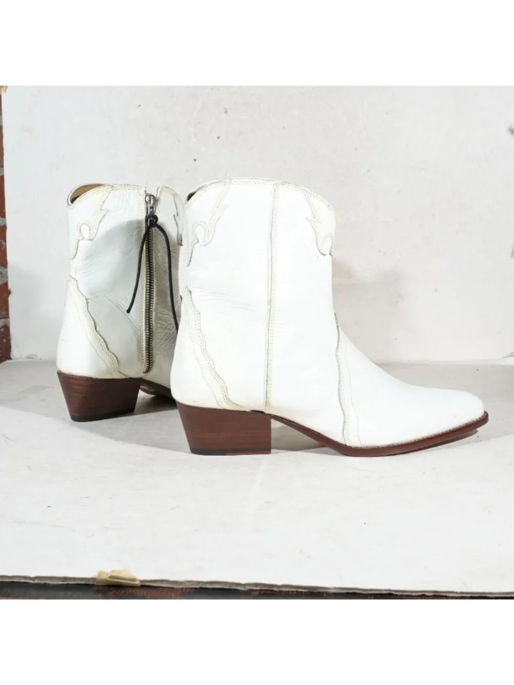 Free People White Leather Western Ankle Boots Womens 9.5 - Picture 3 of 8